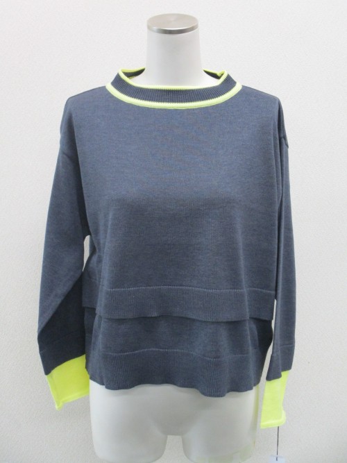 配色プルオーバー