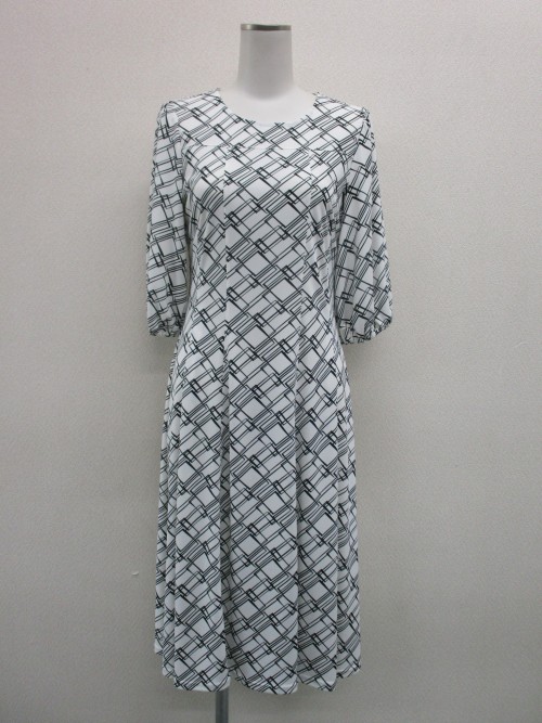 強撚スムースプリントワンピース